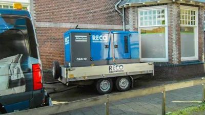 Aanhanger met 40 kVA aggregaat voor mobiele stroomvoorziening