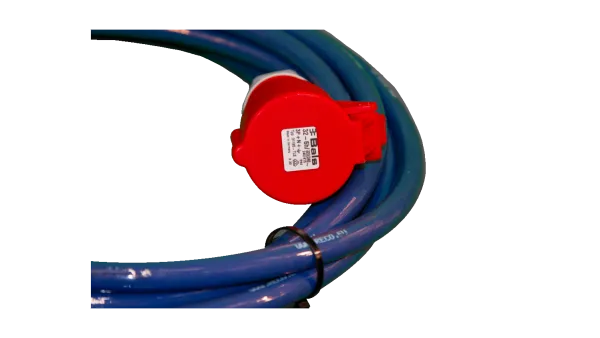 Aluminium verlengkabel 7 meter 32A 400V met rode CEE-contactdoos in close-up